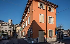 B&B Al Vicolo Di Mezzo